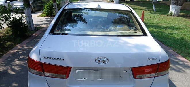 Hyundai Sonata-8