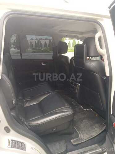 Lexus LX 570-9