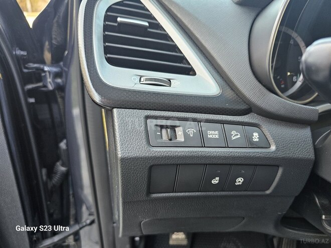 Hyundai Santa Fe-10