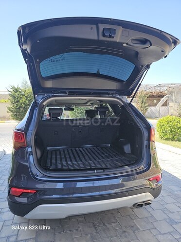 Hyundai Santa Fe-11