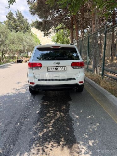 Jeep Grand Cherokee-3