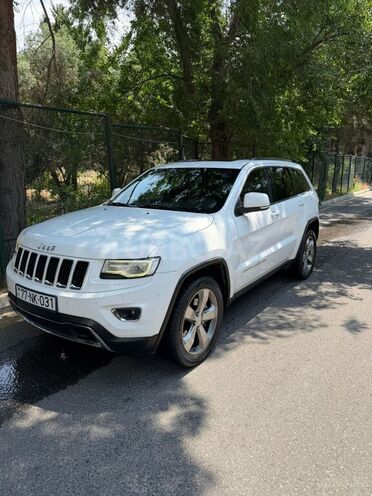 Jeep Grand Cherokee-2