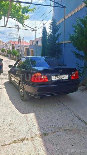 BMW 318-2
