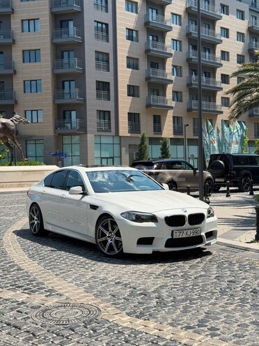 BMW 528-1