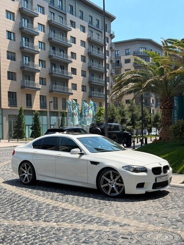 BMW 528-6