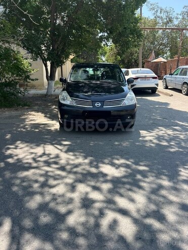 Nissan Tiida-2