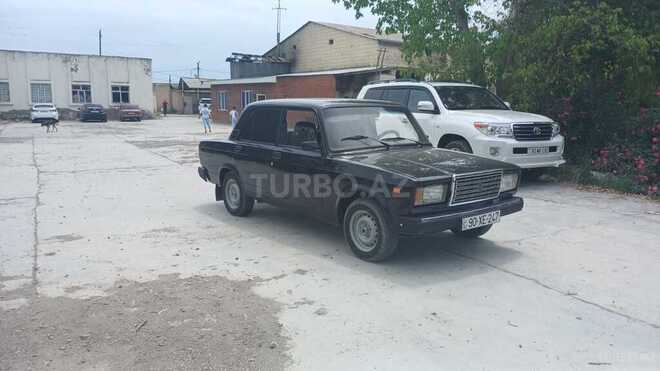 LADA (VAZ) 2107-5