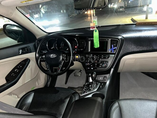 Kia Optima-5