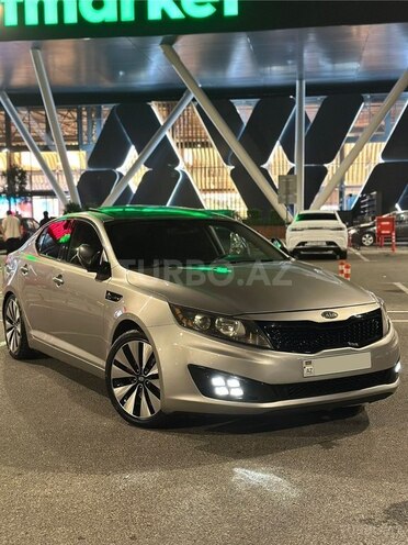 Kia Optima-1