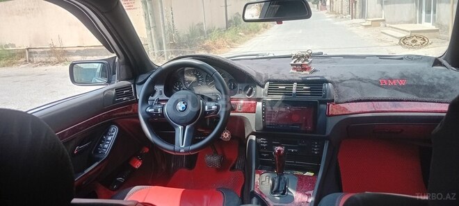 BMW 528-8