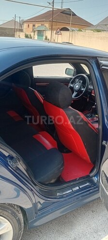 BMW 528-7