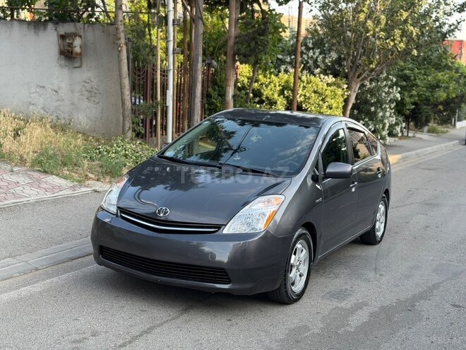 Toyota Prius-4