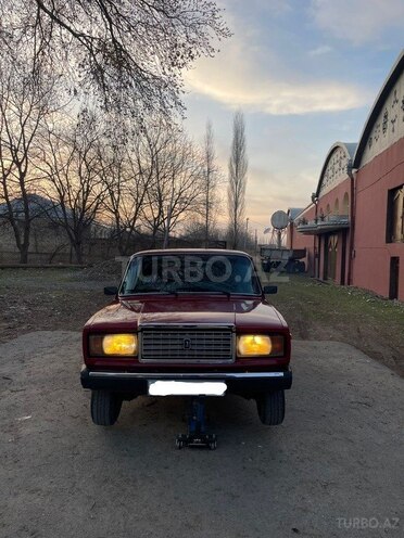 LADA (VAZ) 2107-1