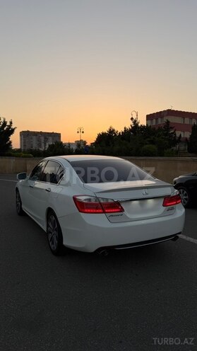 Honda Accord-5
