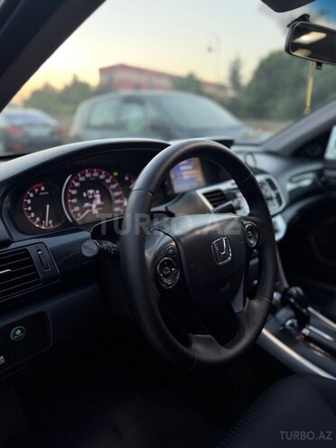 Honda Accord-11