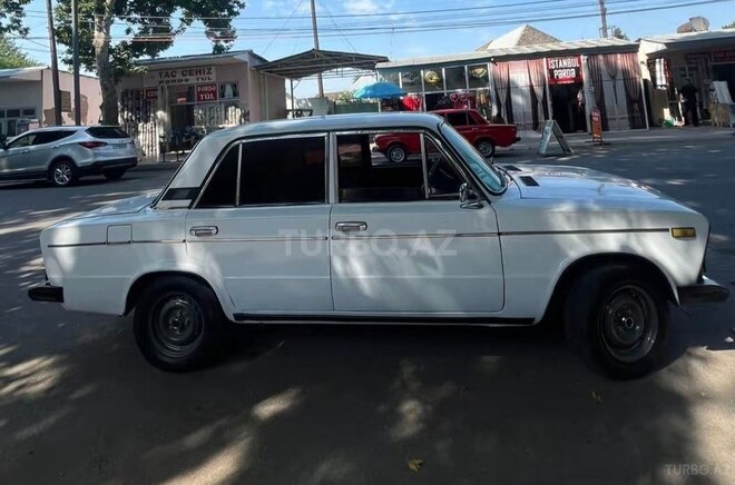 LADA (VAZ) 2106-4