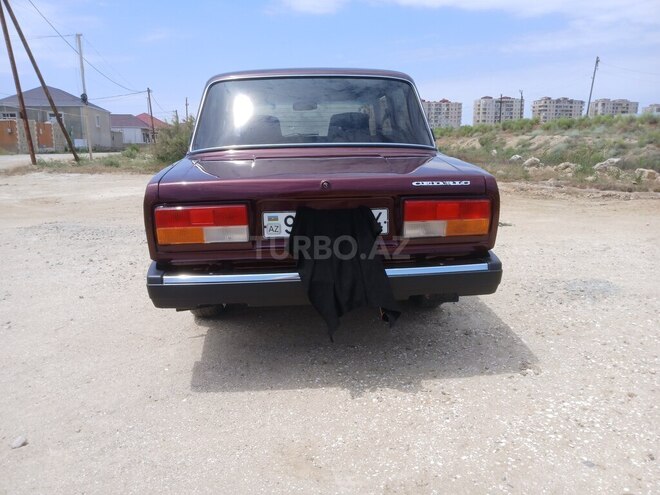 LADA (VAZ) 2107-4