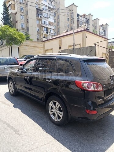 Hyundai Santa Fe-3
