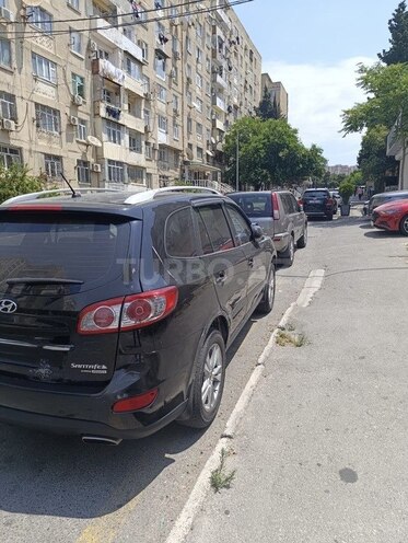 Hyundai Santa Fe-5
