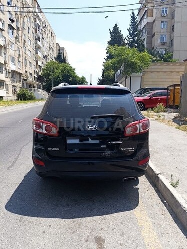 Hyundai Santa Fe-4