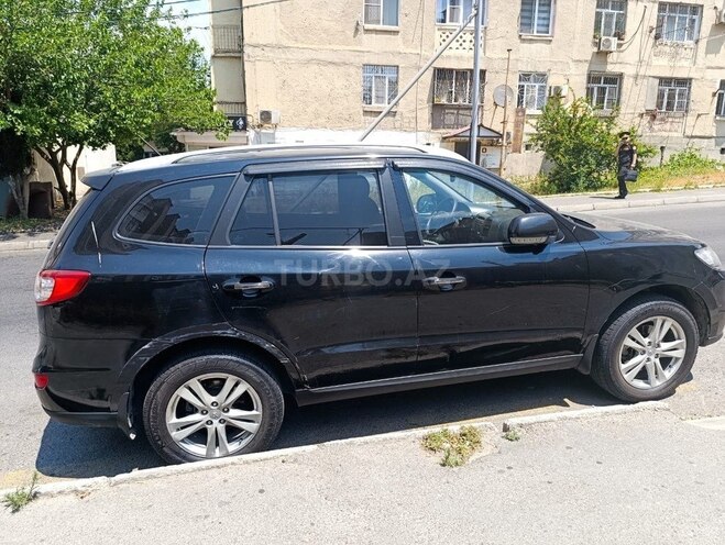 Hyundai Santa Fe-6