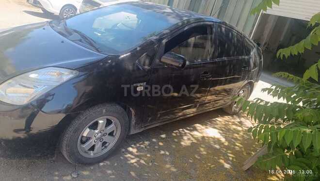 Toyota Prius-3