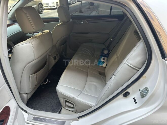 Toyota Avalon-5