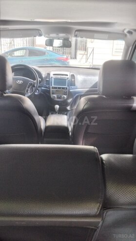 Hyundai Santa Fe-5