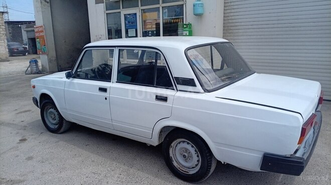 LADA (VAZ) 2107-9