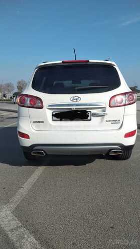 Hyundai Santa Fe-10