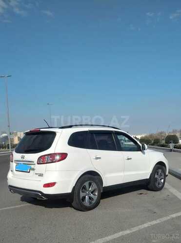 Hyundai Santa Fe-11