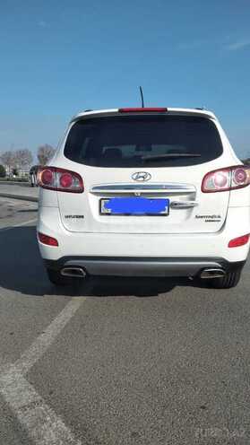 Hyundai Santa Fe-15