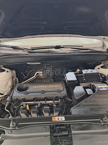 Hyundai Santa Fe-8