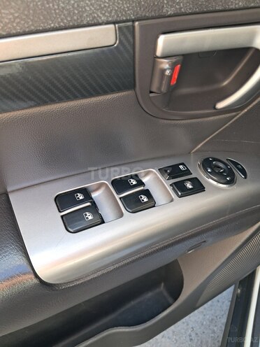 Hyundai Santa Fe-7