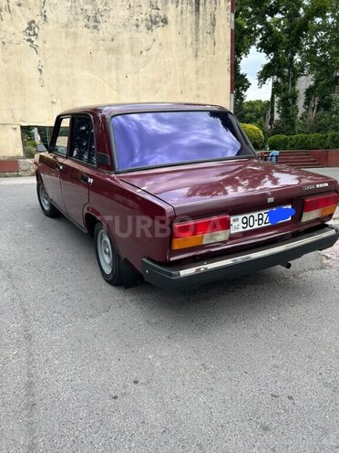 LADA (VAZ) 2107-2