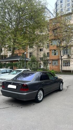 Mercedes C 220-5