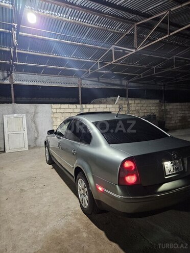 Volkswagen Passat-2
