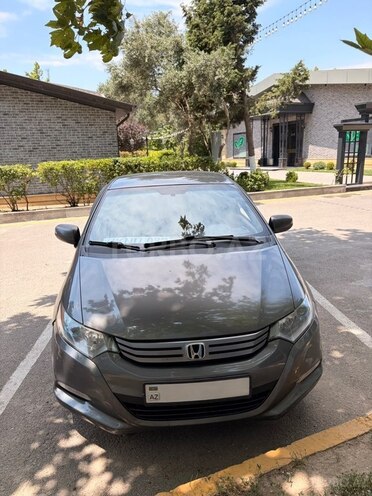Honda Insight-1