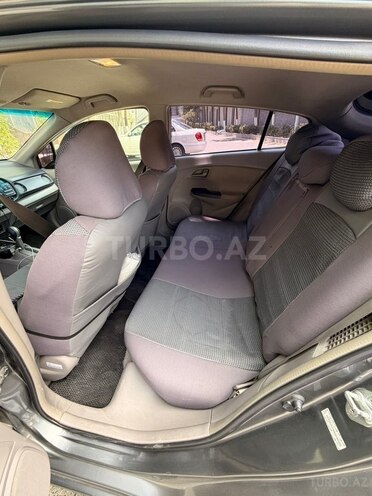 Honda Insight-7