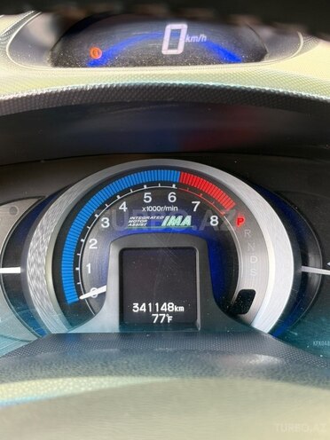 Honda Insight-8