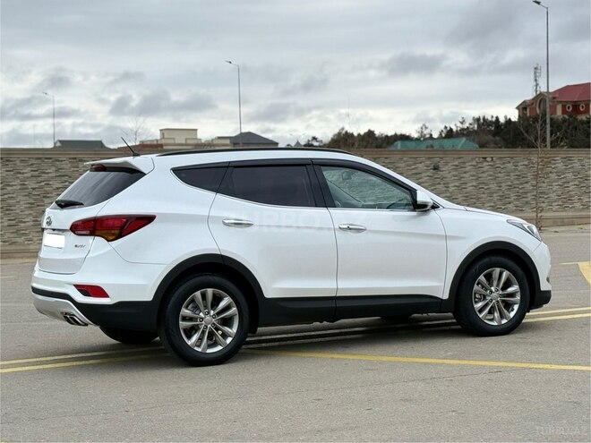 Hyundai Santa Fe-8
