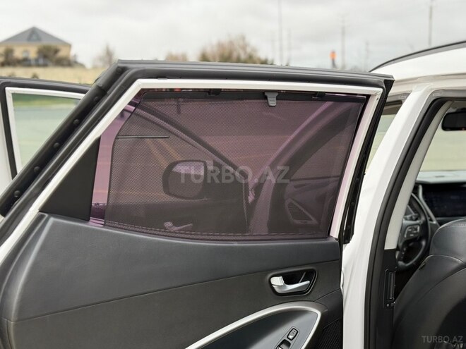 Hyundai Santa Fe-10