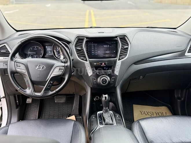 Hyundai Santa Fe-13