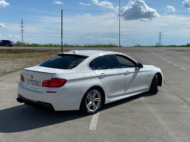 BMW 528-9
