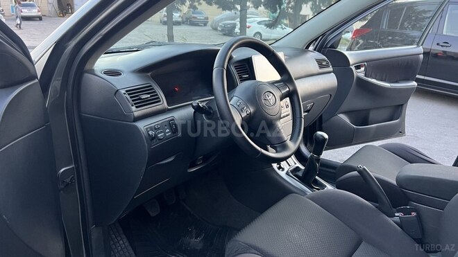 Toyota Corolla-10