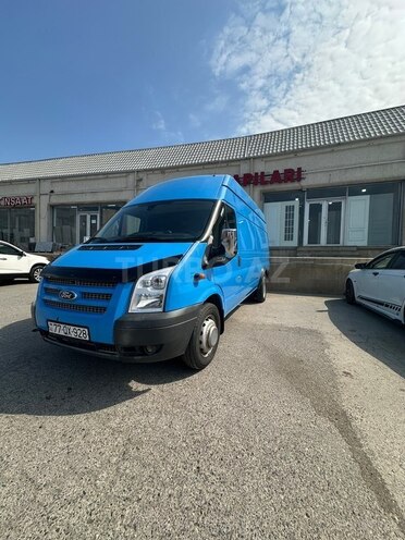 Ford Transit-5