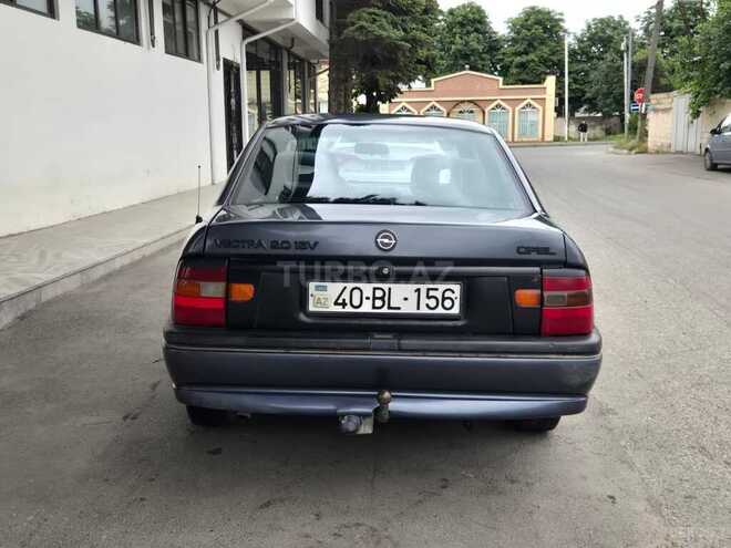 Opel Vectra-10