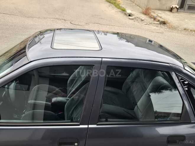 Opel Vectra-15