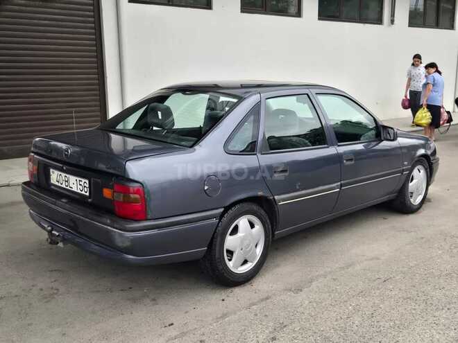 Opel Vectra-13