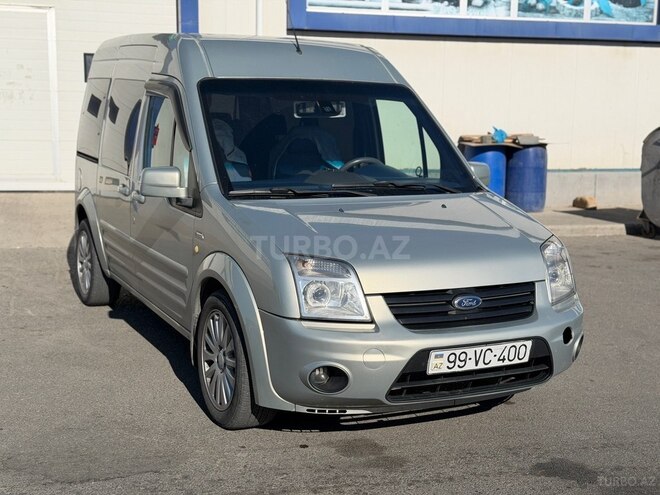 Ford Tourneo Connect-2